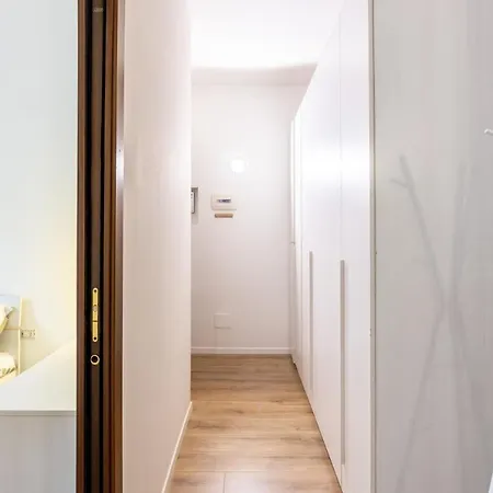 Stazione Centrale-repubblica In Centro Con Wifi Apartment